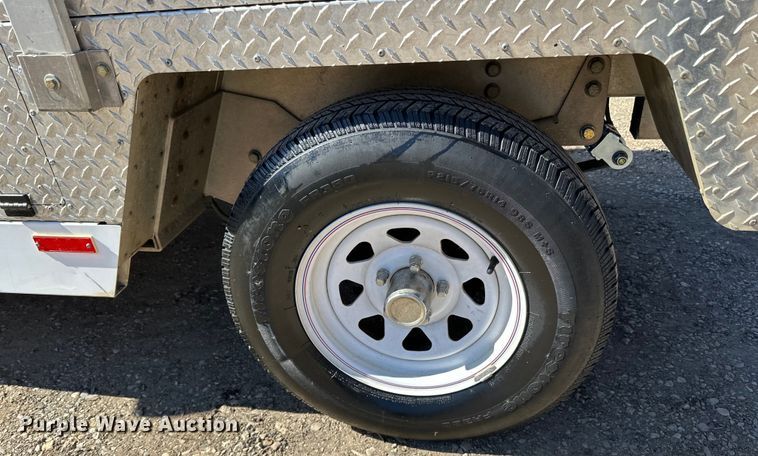 image for item LO9534 2009 E-Ride Industries  utility vehicle