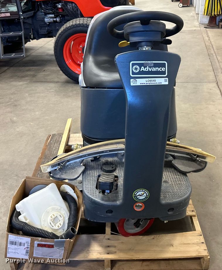 image for item LO9540 Advance SC3000 Eco Flex  floor scrubber 