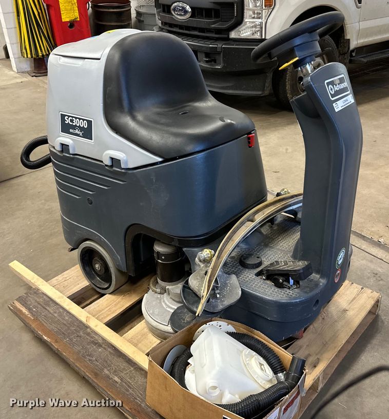 image for item LO9540 Advance SC3000 Eco Flex  floor scrubber 