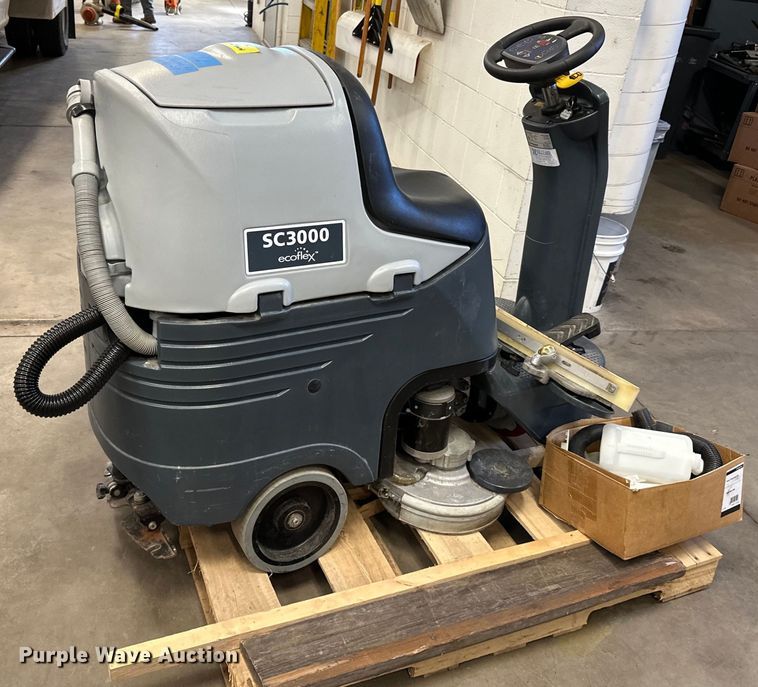 image for item LO9540 Advance SC3000 Eco Flex  floor scrubber 