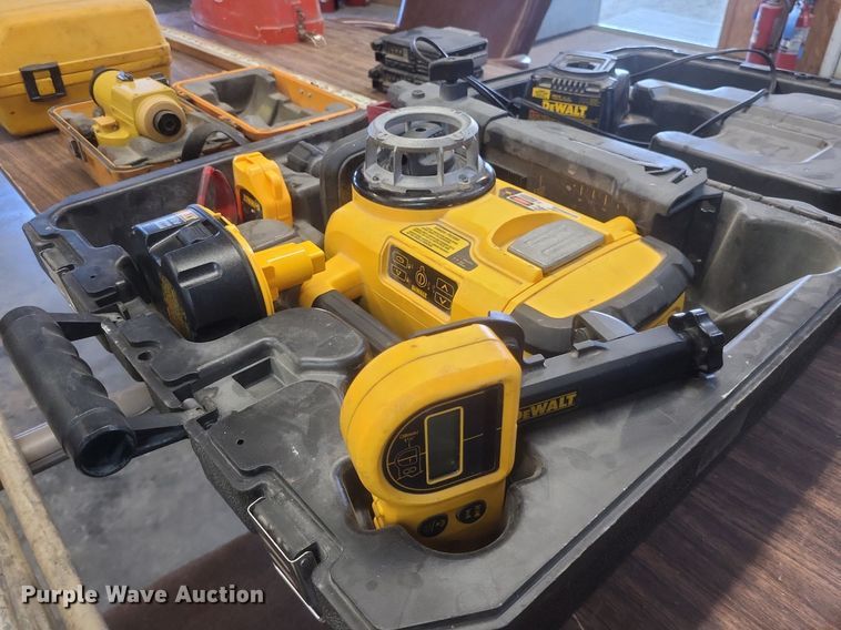 image for item MJ9022 Surveying equipment 