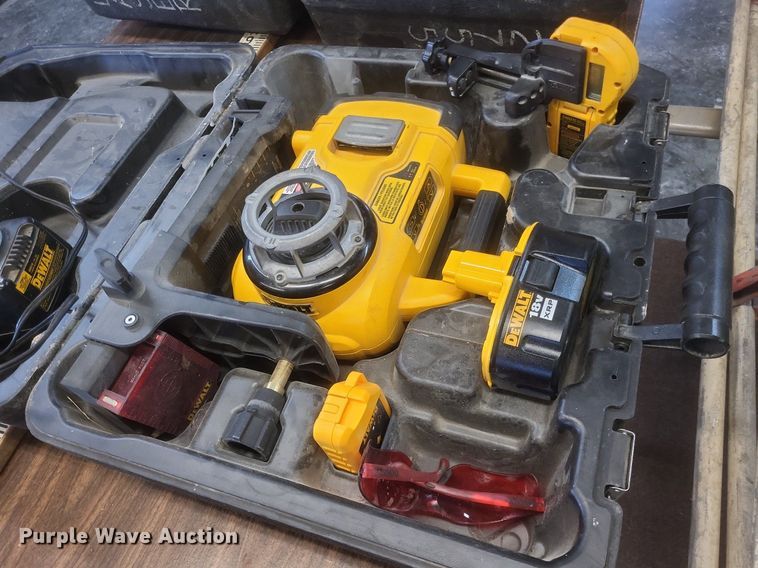 image for item MJ9022 Surveying equipment 