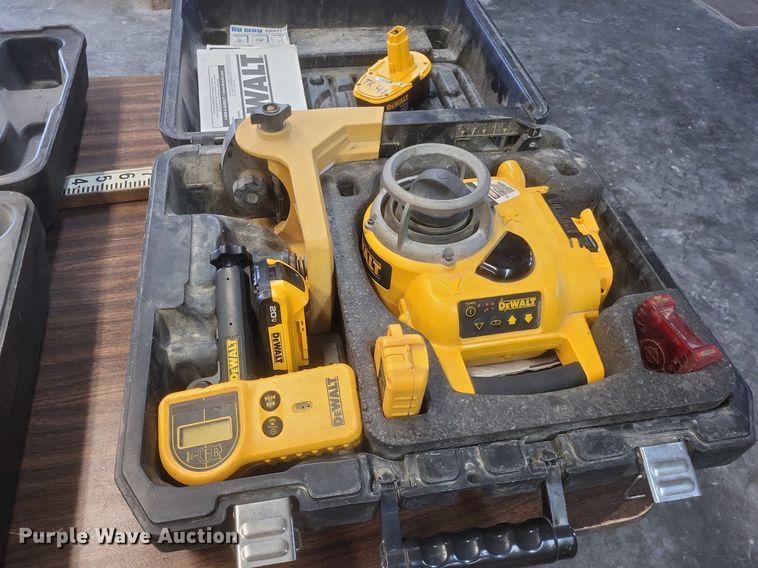 image for item MJ9022 Surveying equipment 