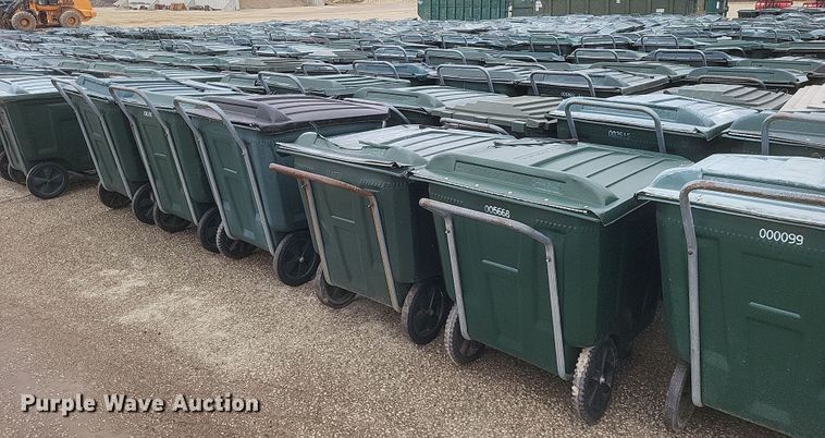 image for item MJ9025 Approximately 50 Ameri Kart trash carts