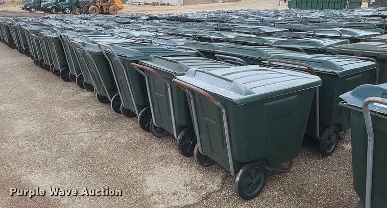 image for item MJ9026 Approximately 100 Ameri Kart trash carts