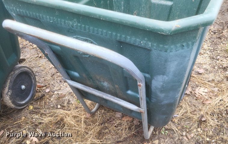 image for item MJ9027 Approximately 50 Ameri Kart trash carts