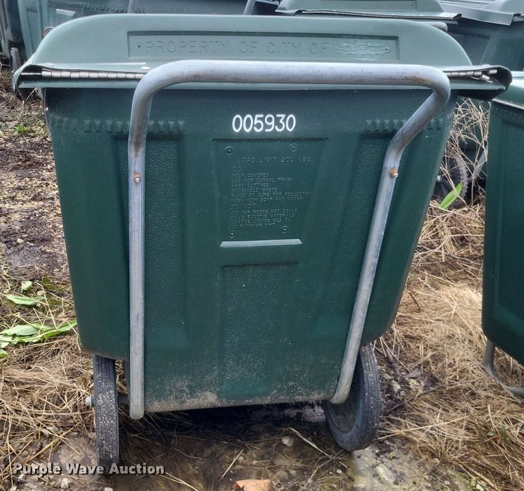 image for item MJ9028 Approximately 50 Ameri Kart trash carts