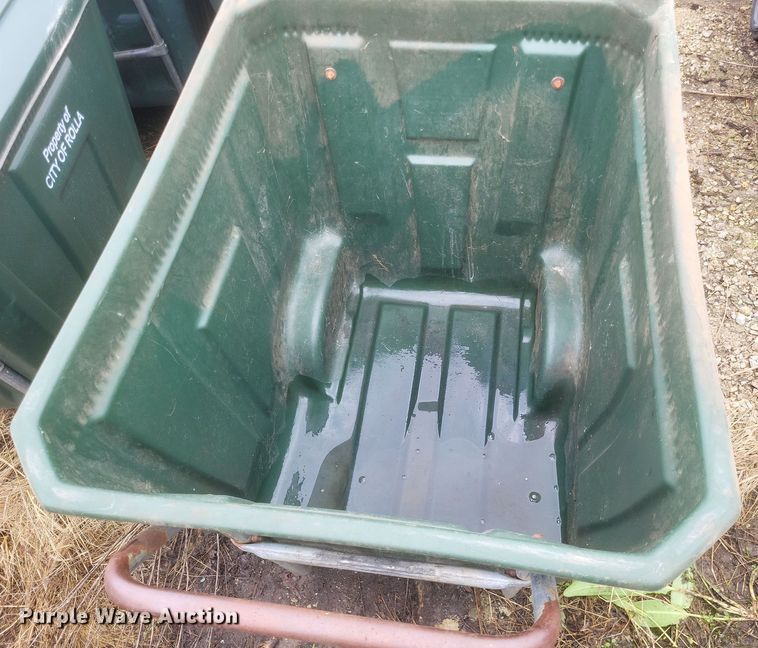 image for item MJ9028 Approximately 50 Ameri Kart trash carts