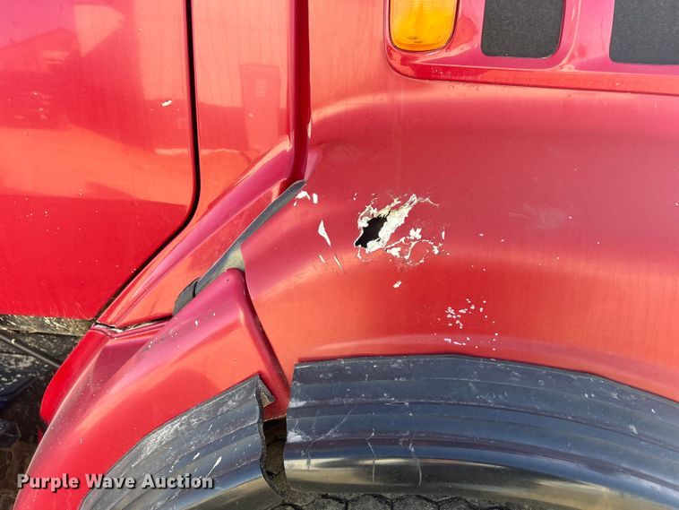 image for item MO9200 2003 Sterling LT9500 dump truck