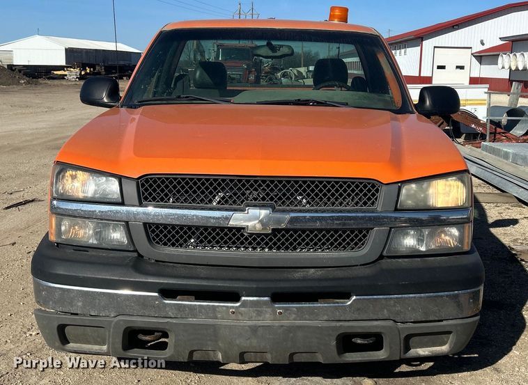 image for item MO9201 2003 Chevrolet Silverado 1500 pickup truck