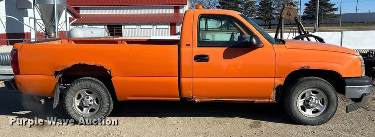 image for item MO9201 2003 Chevrolet Silverado 1500 pickup truck