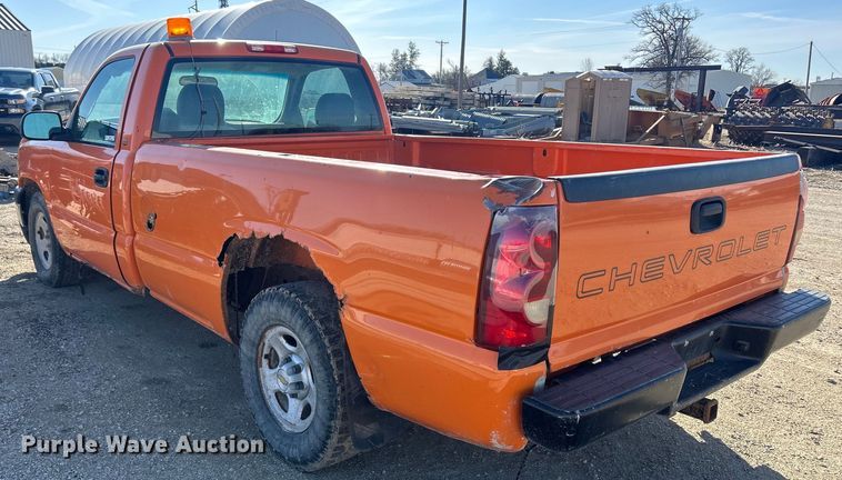 image for item MO9201 2003 Chevrolet Silverado 1500 pickup truck
