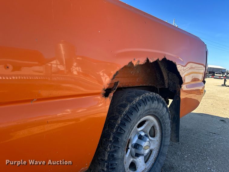 image for item MO9201 2003 Chevrolet Silverado 1500 pickup truck