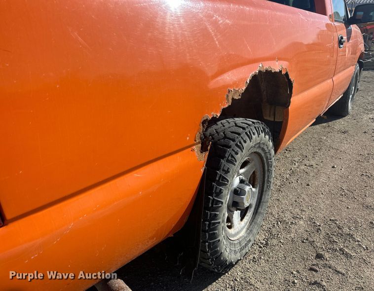 image for item MO9201 2003 Chevrolet Silverado 1500 pickup truck