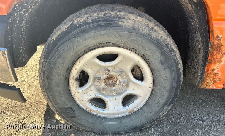 image for item MO9201 2003 Chevrolet Silverado 1500 pickup truck