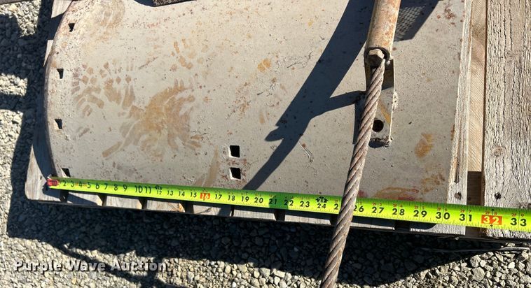 image for item MO9203 (3) Caterpillar 30