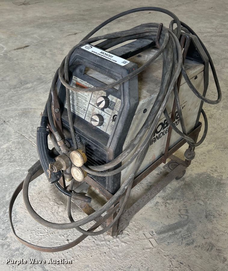 image for item MO9205 Hobart Handler 120 welder