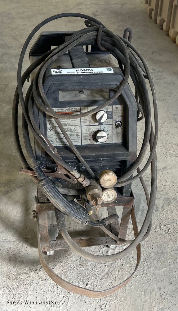 image for item MO9205 Hobart Handler 120 welder