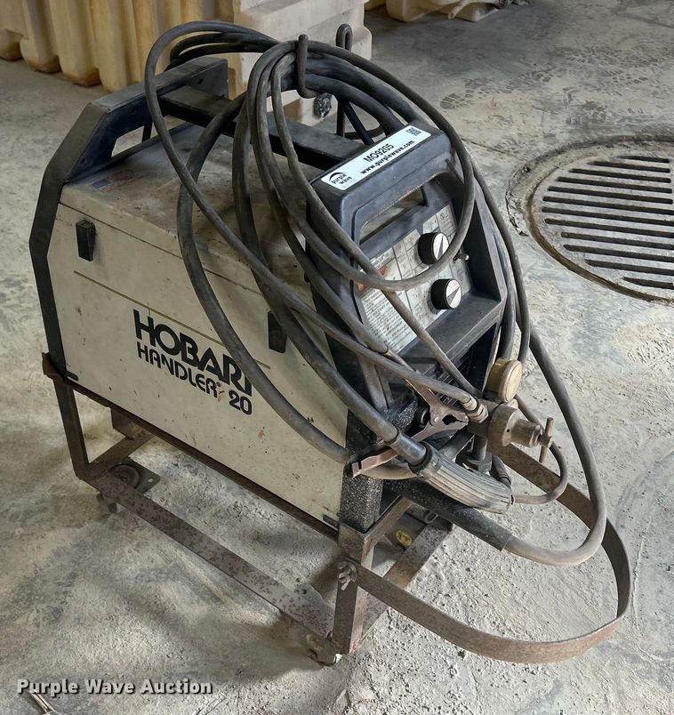 image for item MO9205 Hobart Handler 120 welder