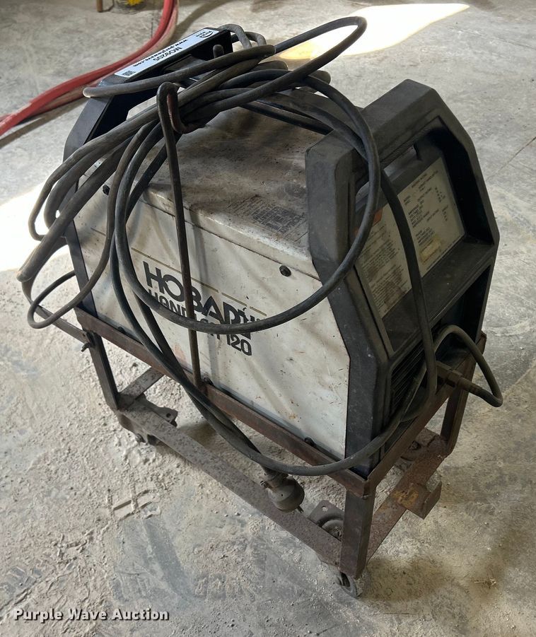 image for item MO9205 Hobart Handler 120 welder