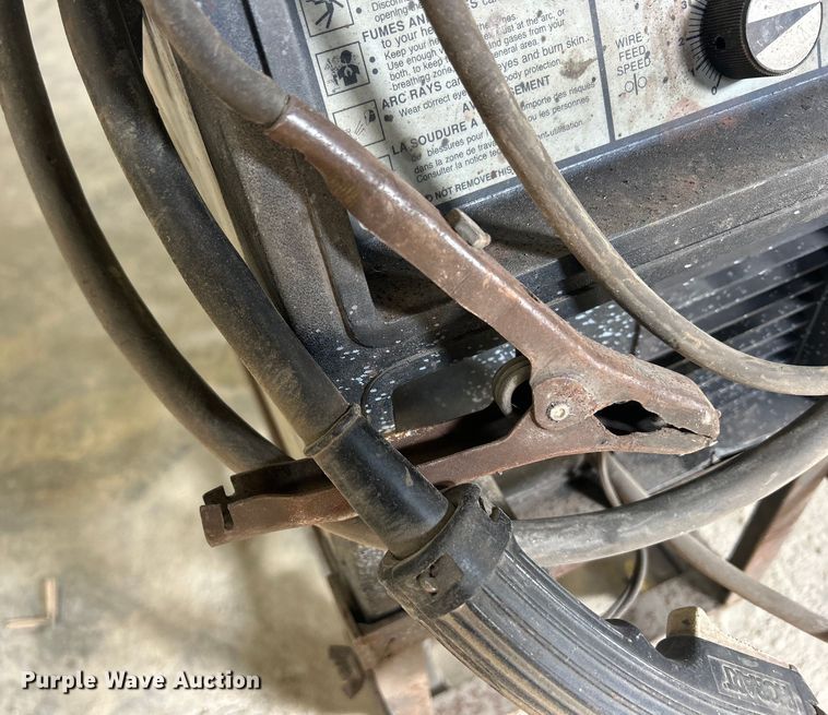 image for item MO9205 Hobart Handler 120 welder