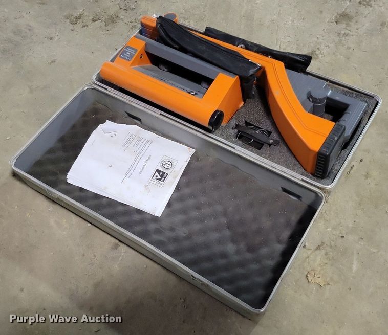 image for item MQ9718 Metrotech  9860RLXT-6EN2  locator