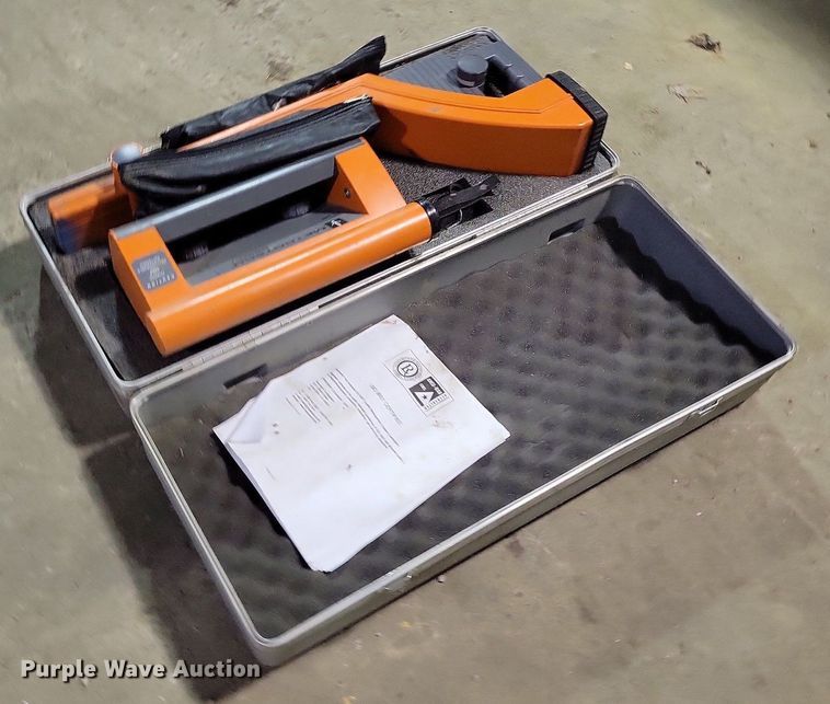 image for item MQ9718 Metrotech  9860RLXT-6EN2  locator