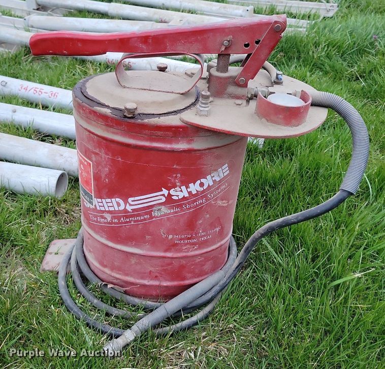 image for item MQ9720 Speed Shore  hydraulic shoring system