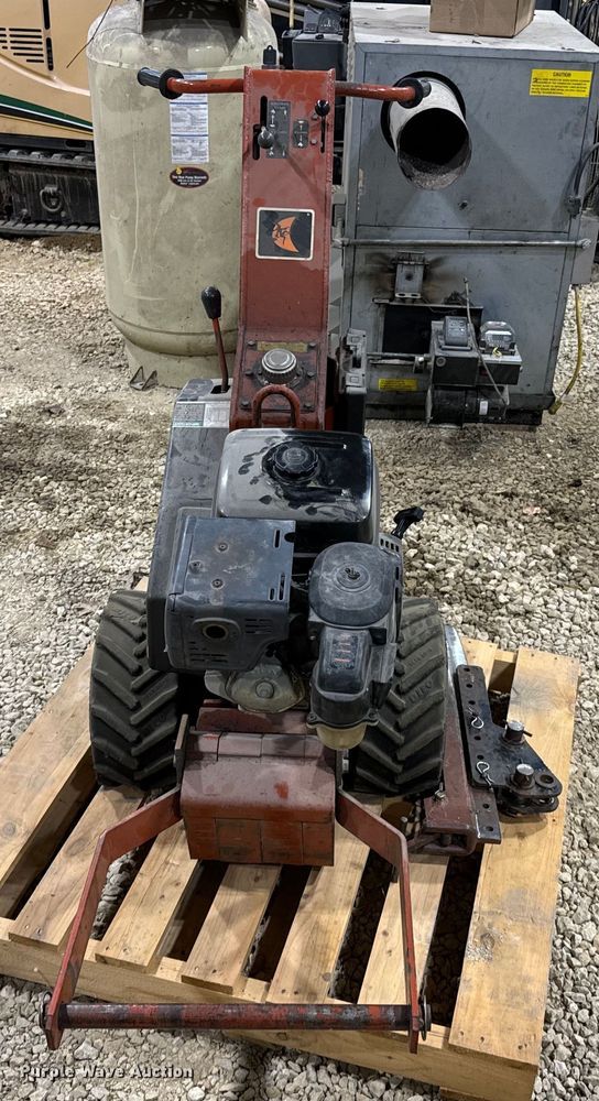 image for item ND9017 1995 Ditch Witch 100SX cable plow