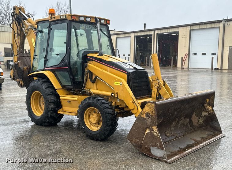 image for item ND9019 2004 Caterpillar  420D backhoe