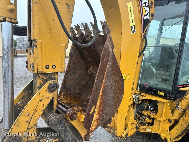 image for item ND9019 2004 Caterpillar  420D backhoe