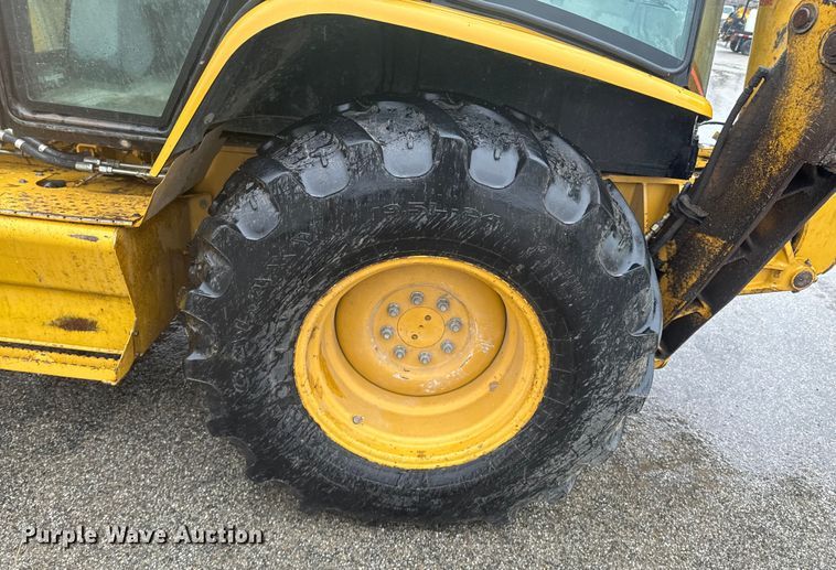 image for item ND9019 2004 Caterpillar  420D backhoe