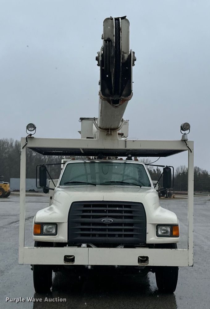 image for item ND9020 1998 Ford F800 bucket truck