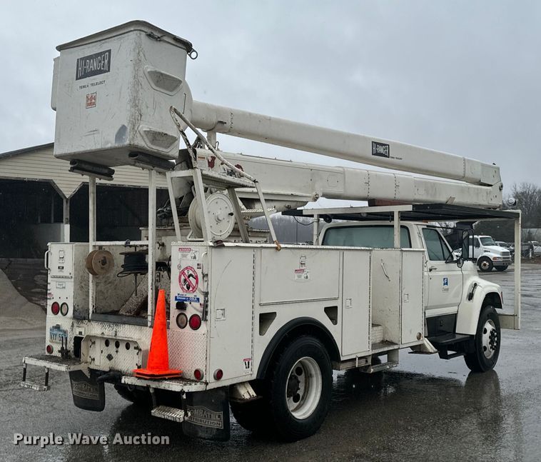 image for item ND9020 1998 Ford F800 bucket truck