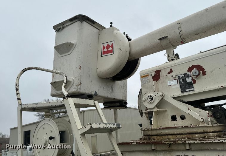 image for item ND9020 1998 Ford F800 bucket truck