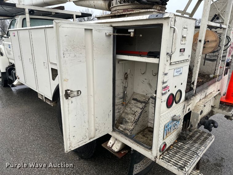 image for item ND9020 1998 Ford F800 bucket truck