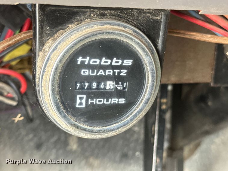 image for item ND9020 1998 Ford F800 bucket truck