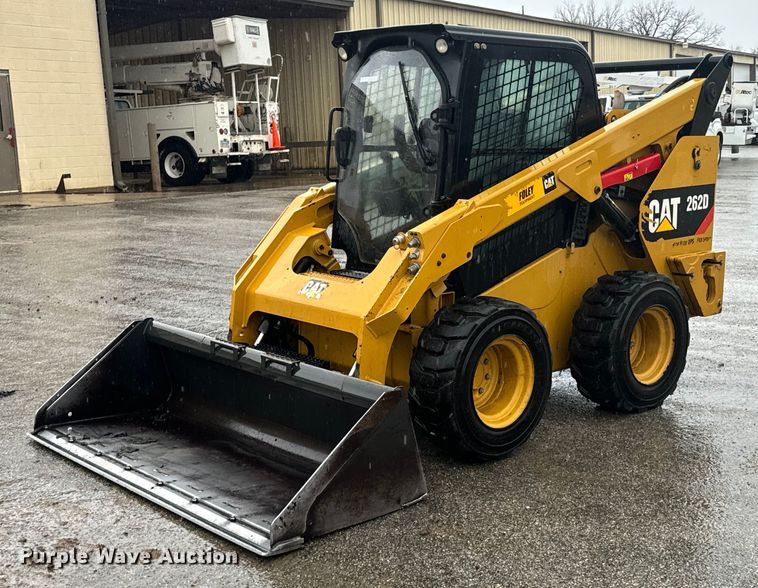 image for item ND9022 2017 Caterpillar 262D skid steer loader