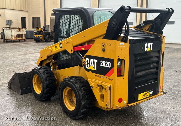 image for item ND9022 2017 Caterpillar 262D skid steer loader