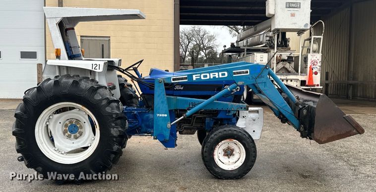 image for item ND9025 1990 Ford 4630 tractor