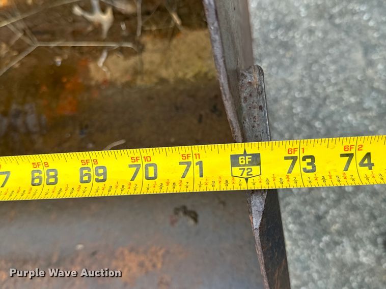 image for item ND9025 1990 Ford 4630 tractor