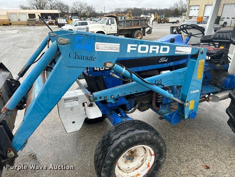 image for item ND9025 1990 Ford 4630 tractor