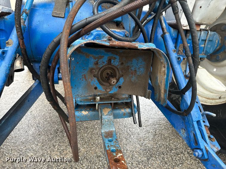 image for item ND9025 1990 Ford 4630 tractor