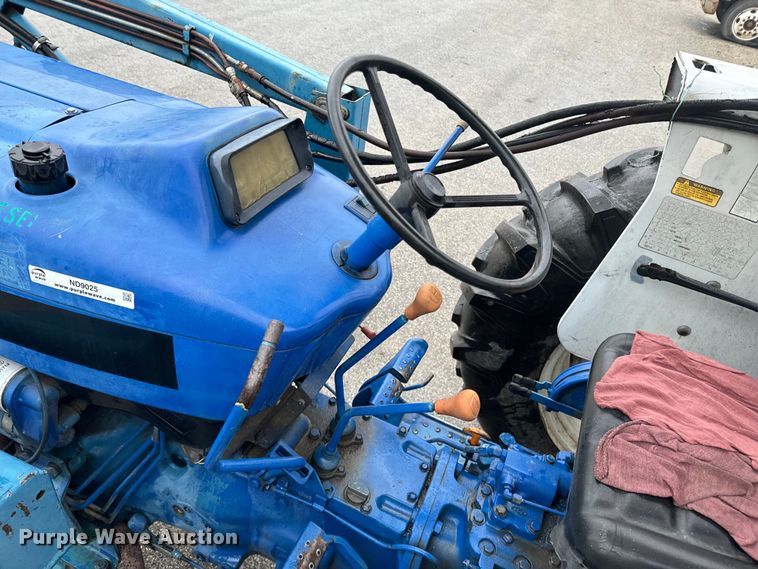 image for item ND9025 1990 Ford 4630 tractor