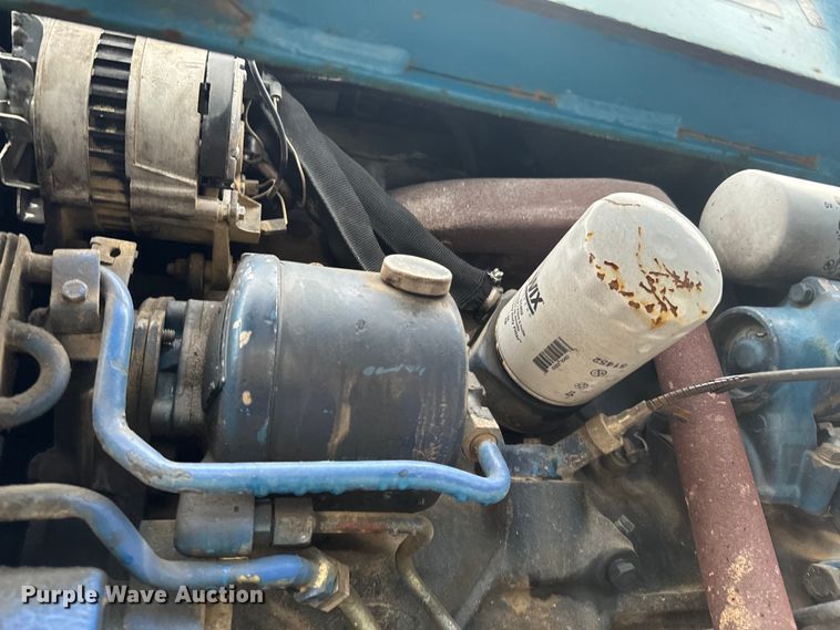 image for item ND9025 1990 Ford 4630 tractor