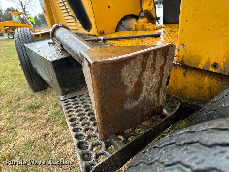 image for item ND9030 1979 Arrow HJ1250 drop hammer