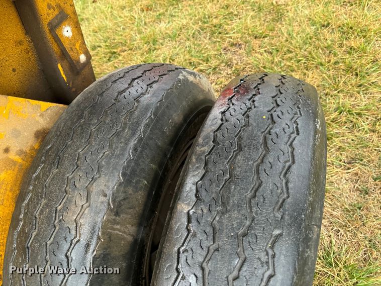 image for item ND9030 1979 Arrow HJ1250 drop hammer