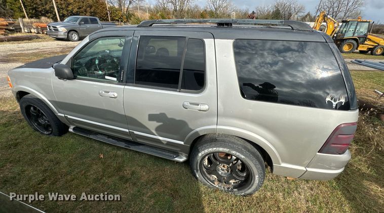 image for item ND9034 2003 Ford Explorer Limited SUV