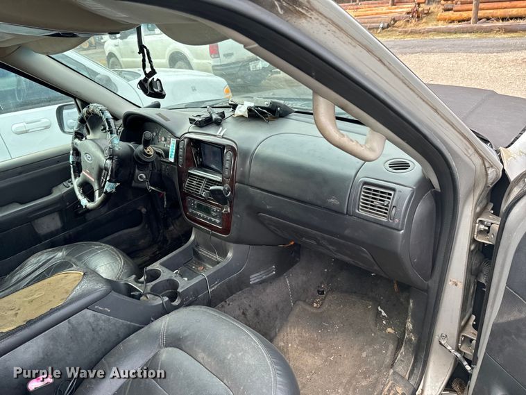 image for item ND9034 2003 Ford Explorer Limited SUV