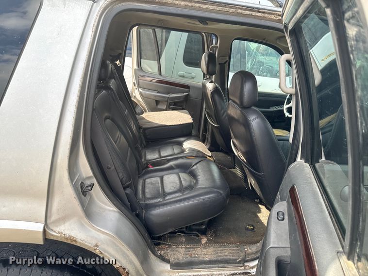image for item ND9034 2003 Ford Explorer Limited SUV